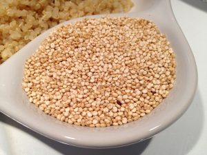 Quinoa Grain dry and cooked